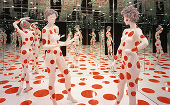 Yayoi Kusama Piece